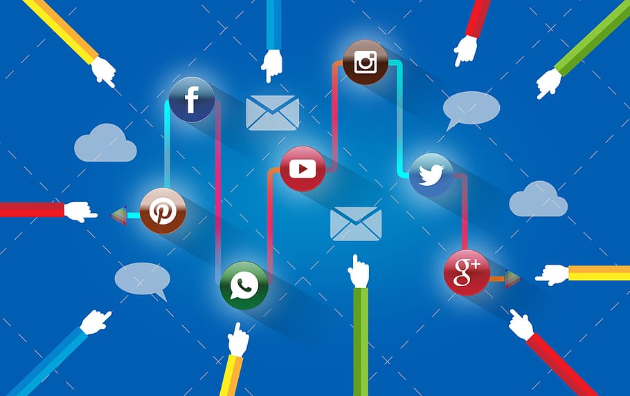 Posts On Social Media Networks - Socializing - Concept, posting, HD wallpaper