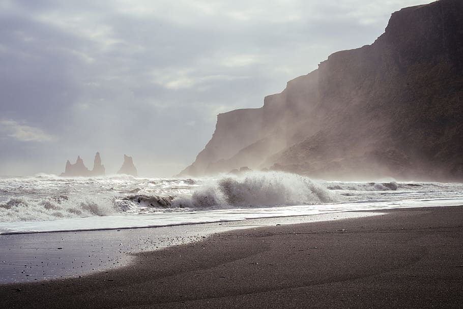 sky, clouds, sunshine, mountains, cliffs, ocean, water, waves HD wallpaper