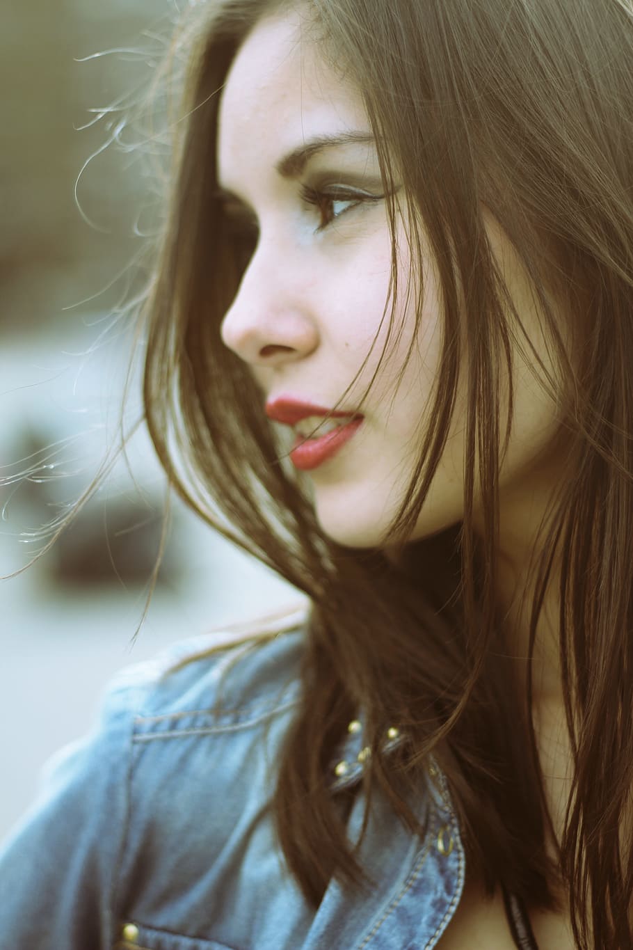 Portrait of Young Woman, beautiful, brunette, cute, eye, face HD wallpaper