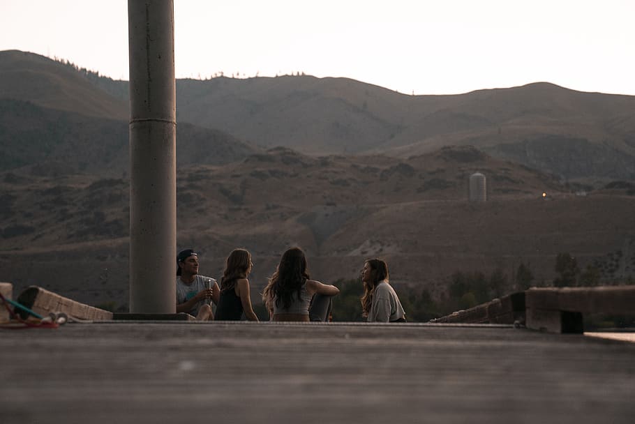 people sitting over looking mountains, group of people, adult HD wallpaper