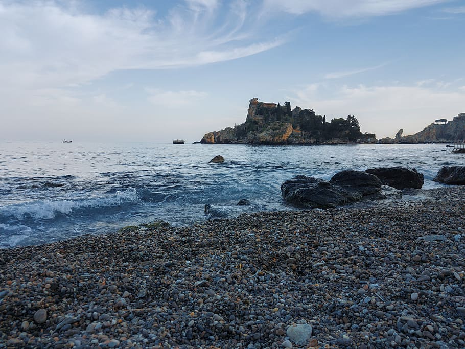 italy, isola bella, isle, boat, rocks, beach, waves, waterscapes, HD wallpaper