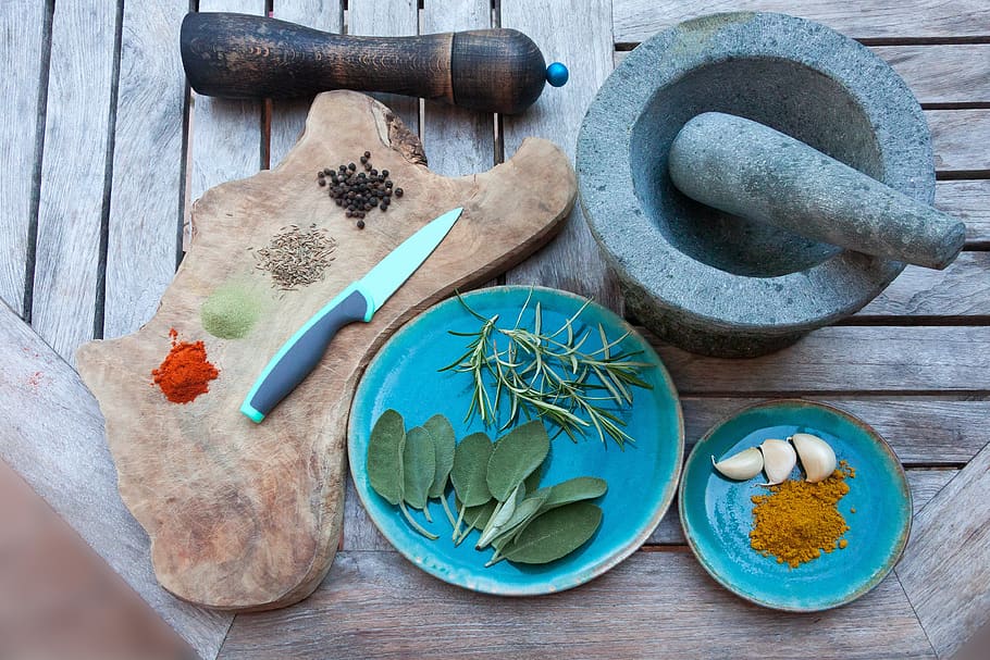 Spices on Plate With Knife, ceramic, close-up, cook, curry, food HD wallpaper