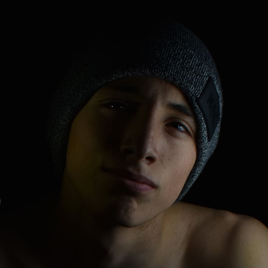low key, boy, pop, dark, eyes, portrait, headshot, looking at camera HD wallpaper