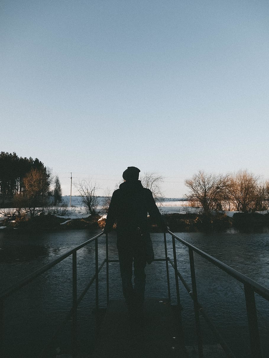 man, boy, lake, river, water, snow, cold, sunset, sky, light HD wallpaper