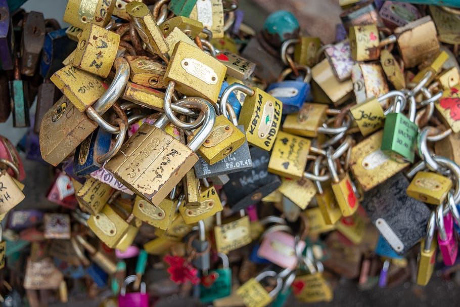 lock, love, padlock, heart, key, romantic, metal, bridge, positive emotion HD wallpaper