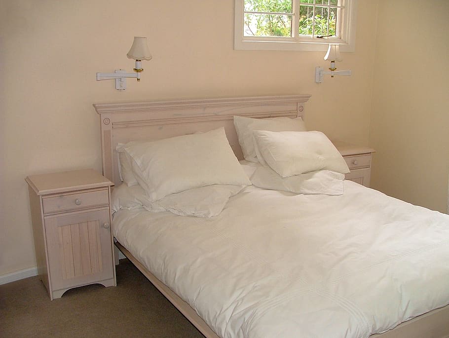 bed, pillows, bedside tables, white pillow, white pillows, bedroom HD wallpaper