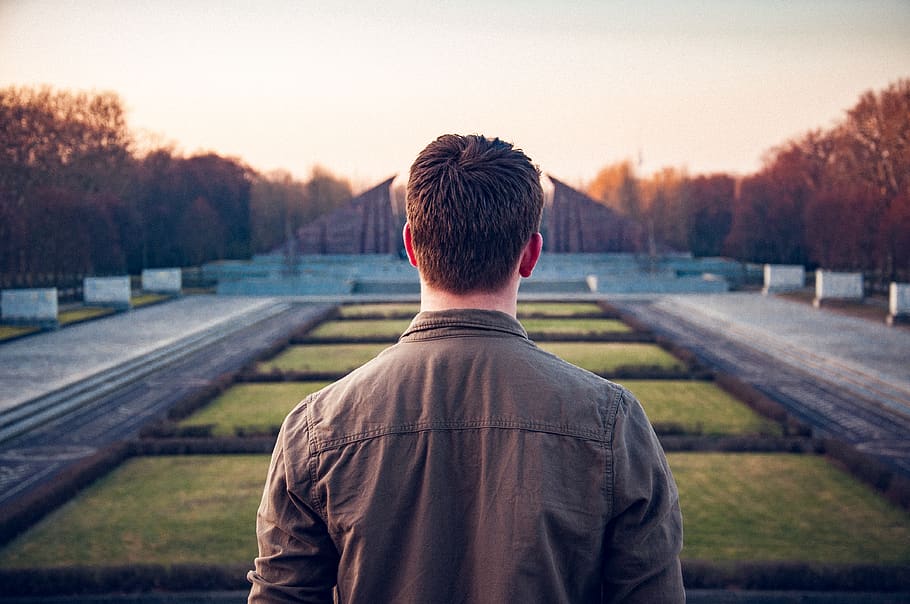 man standing between pathway during daytime, person, people, human HD wallpaper