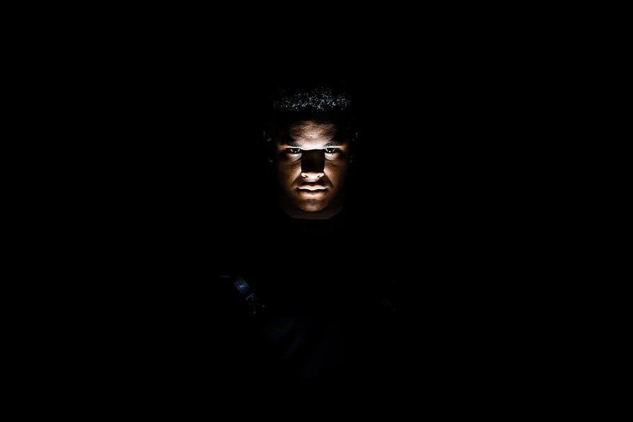 man's face, portrait, one person, looking at camera, studio shot HD wallpaper