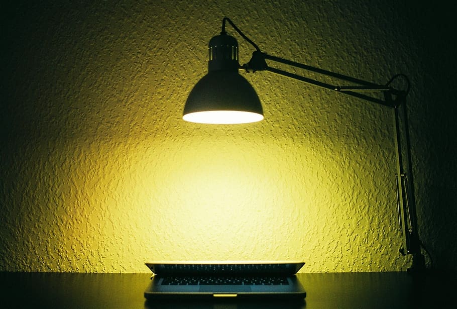 macbook, apple, computer, open, bulb, light, yellow, black HD wallpaper