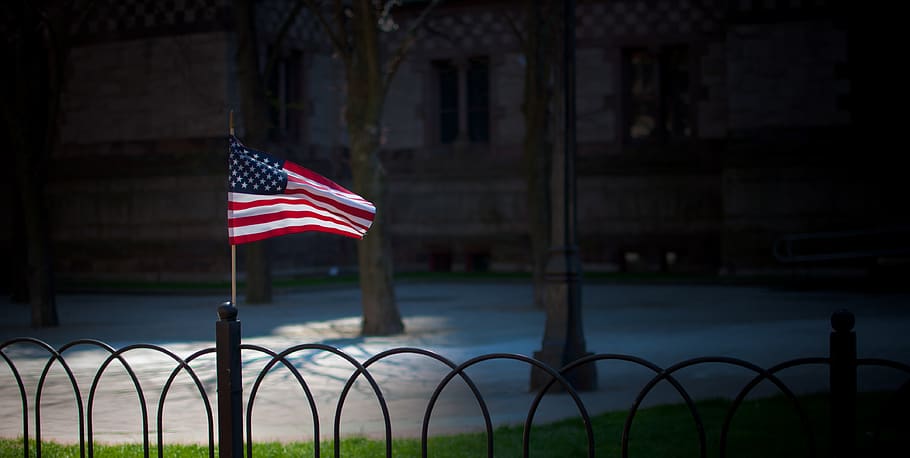 USA flaglet on fence, patriotism, architecture, striped, built structure, HD wallpaper