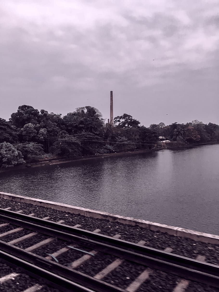 Grey Metal Train Railings Bear Body of Water, bridge, daylight HD wallpaper