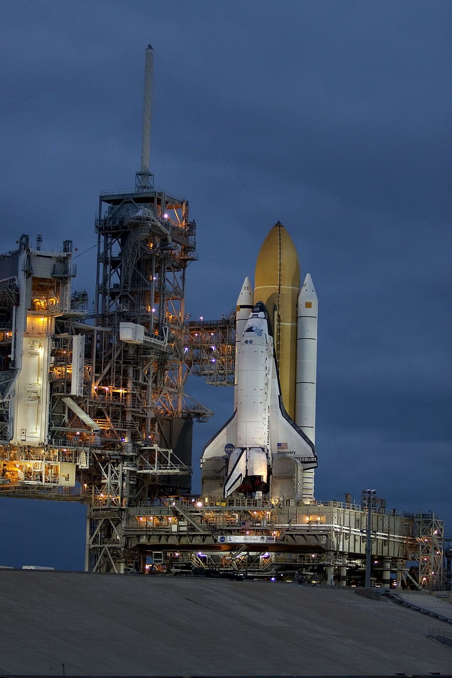 shuttle, discovery, space, transport, nasa, mission, architecture HD wallpaper