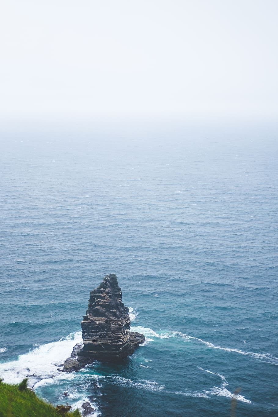 rock, sea, ocean, grass, blue, fog, mist, water, beauty in nature HD wallpaper