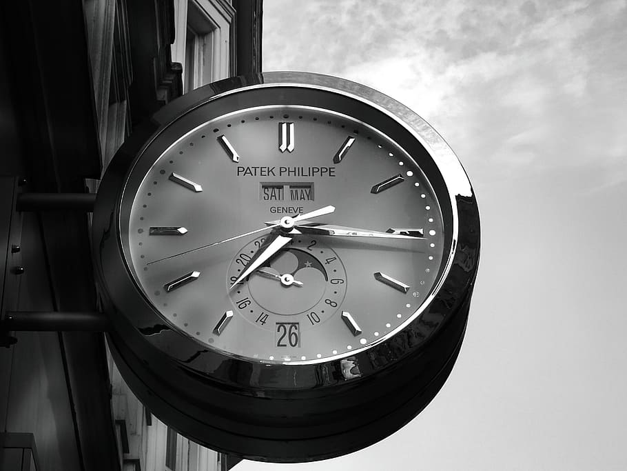 Gray Patek Philippe Clock Displaying 7:16, arrows, close-up, daytime HD wallpaper