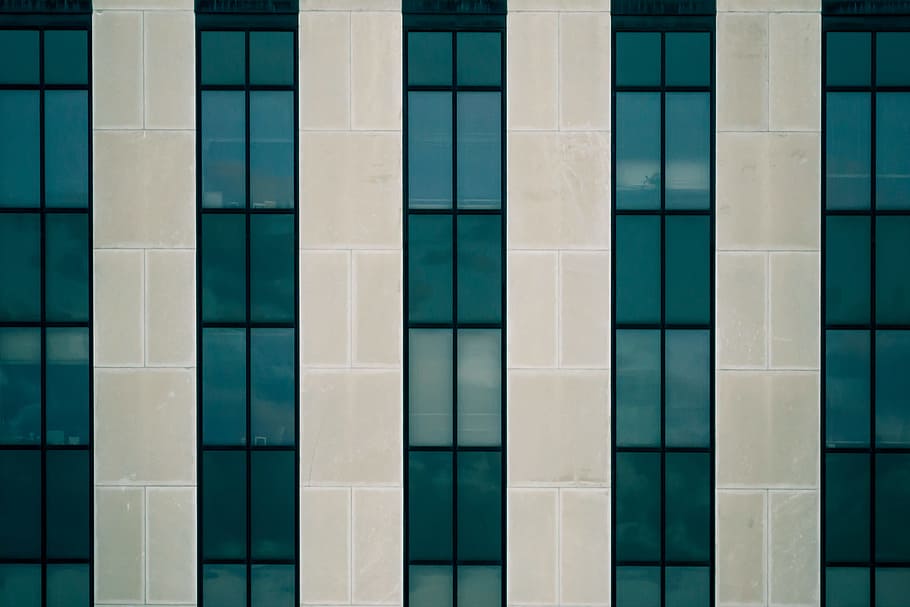 beige concrete building, architecture, window, office, city, urban HD wallpaper
