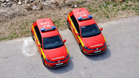 fire, rescue, fire fighter, blue light, emergency, helm, fire truck HD wallpaper