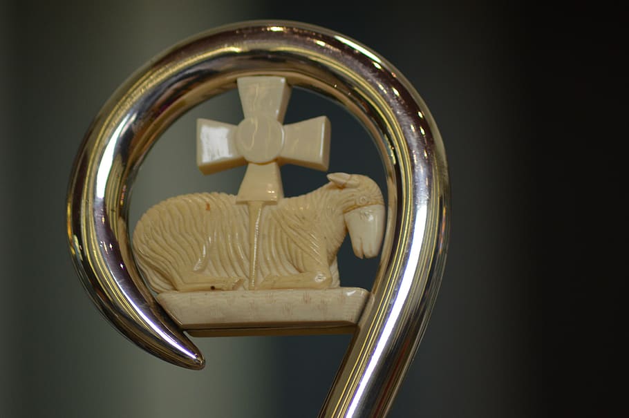 lamb, butt, pastor, cross, symbol, christianity, carved, indoors HD wallpaper