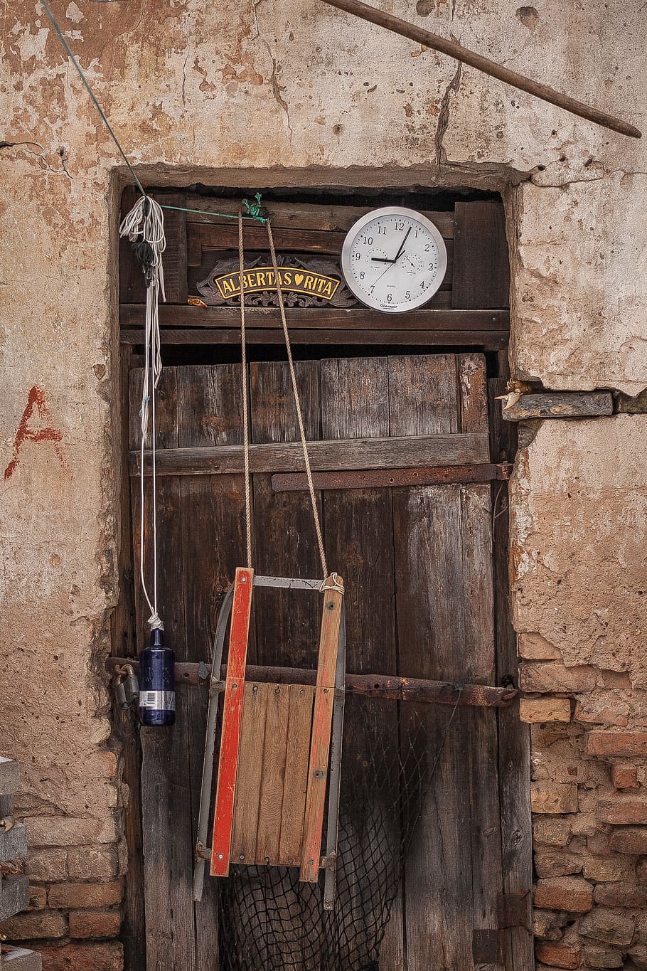 vilnius, užupis, clock, sled, city, timemachine, doors, oldtown HD wallpaper