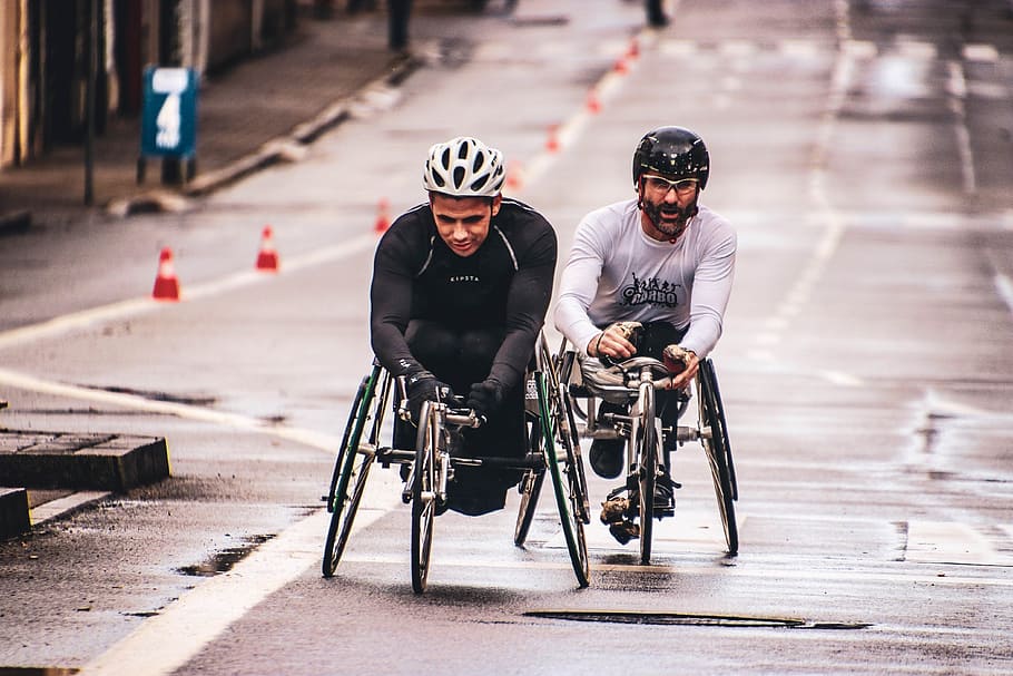 Two Cyclist Running on Each Other, action, daylight, disability HD wallpaper