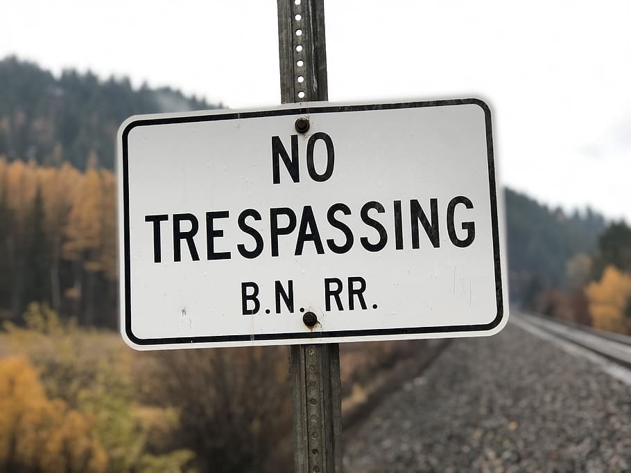 no trespassing B.N RR. sign, road sign, street sign, united states, HD wallpaper
