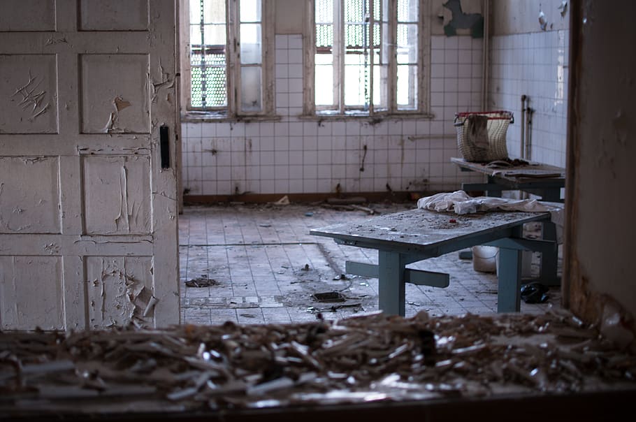 urbex, abandoned, table, window, hospital, asylum, horror, dirty HD wallpaper