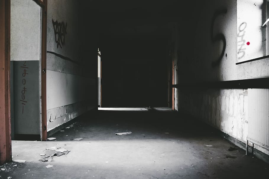 empty alley, building, corridor, interior, hall, shadow, light HD wallpaper