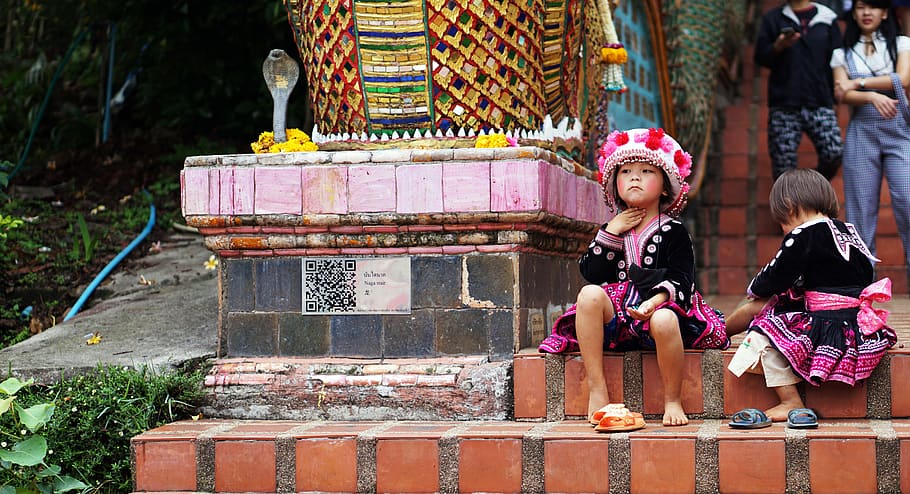 thailand-chiang-mai-pink-dress.jpg