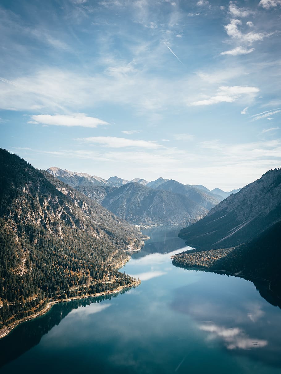 River in the Middle of Mountains during Day, adventure, blue sky HD wallpaper