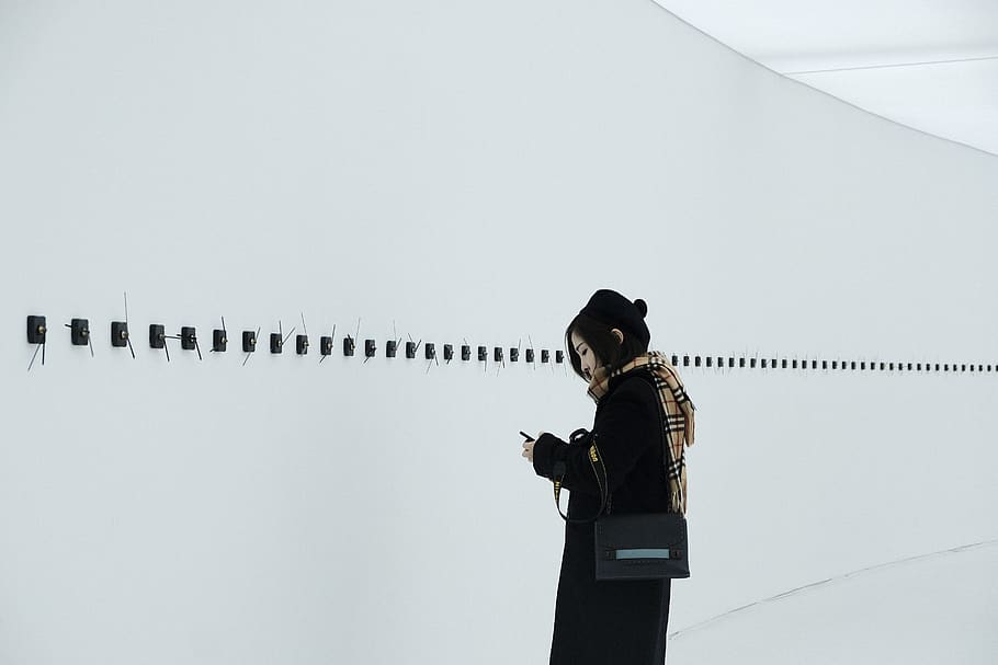 woman facing wall, one person, real people, copy space, winter HD wallpaper