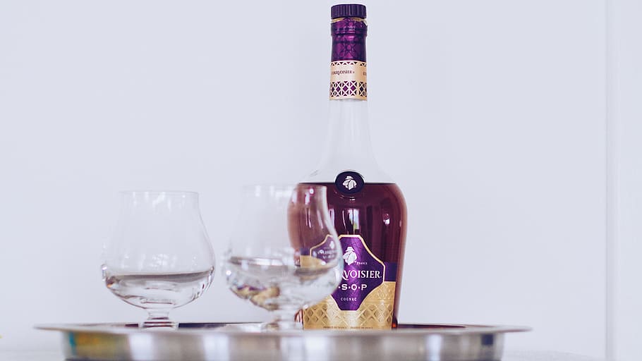 bottle, brandy, glass, tray, classy, alcohol, bevarge, white HD wallpaper