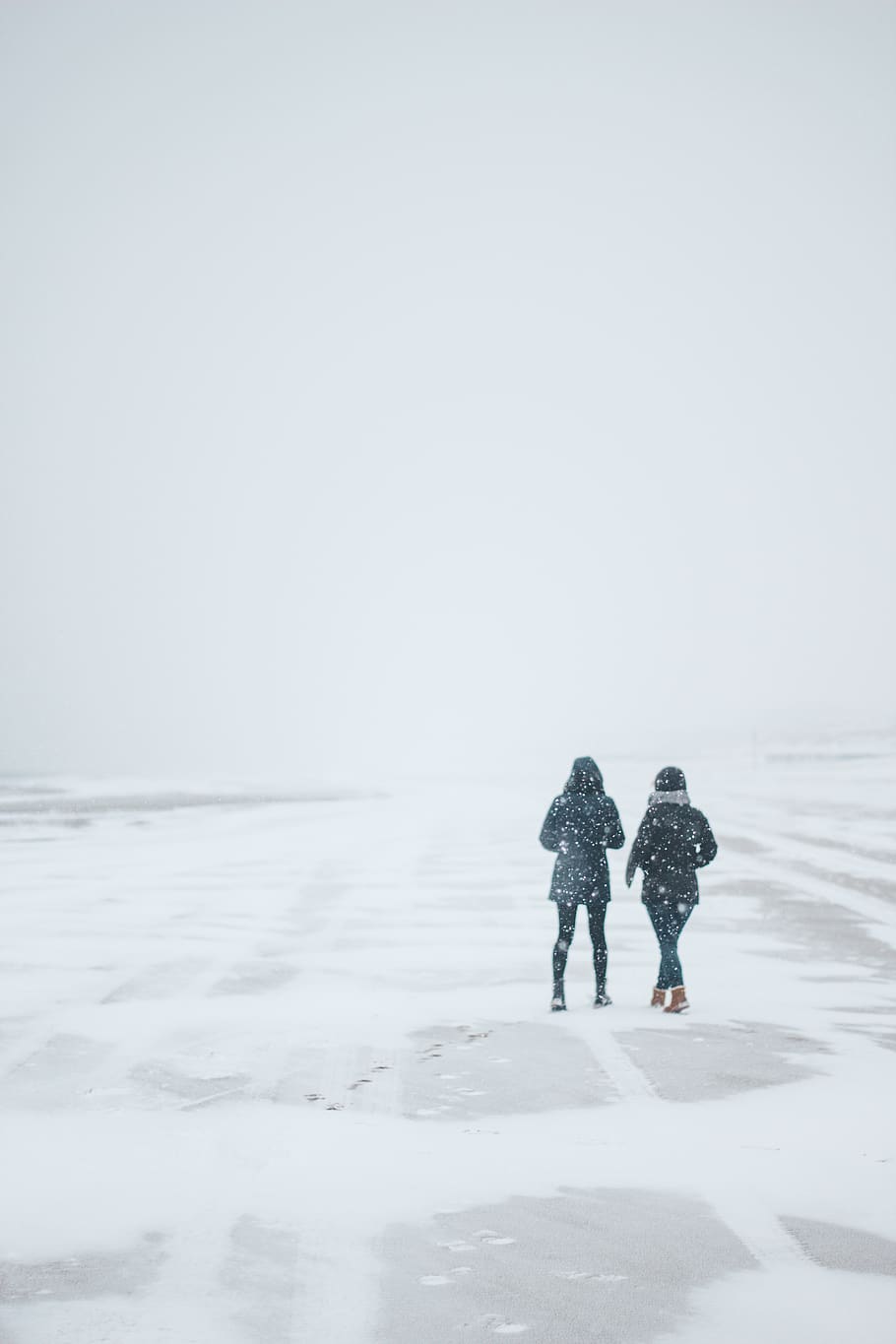 two persons walking on road path, nature, human, outdoors, winter HD wallpaper