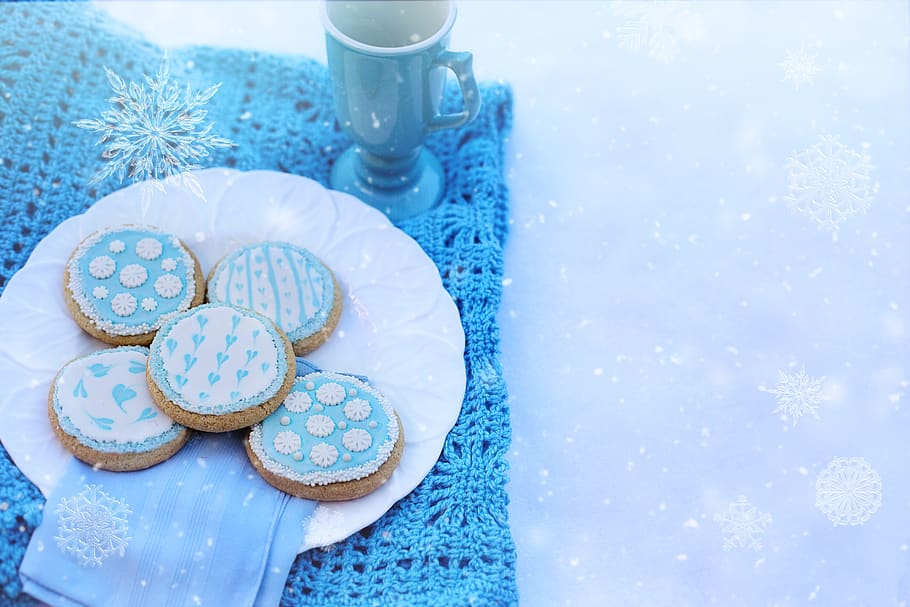 snowflake cookies, winter, cold, snowflakes, tasty, holiday HD wallpaper