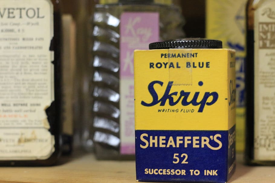 packaging, old, antique, fluid, yellow, blue, communication HD wallpaper