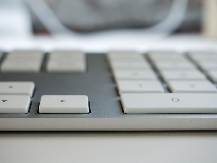 Keyboard on White Desk, Business, Macro, Objects, Office, Technology HD wallpaper