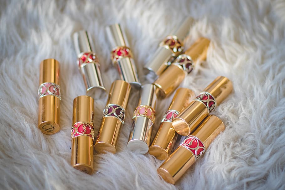 Brown Lipstick Lot, close-up, colors, fur, gold, indoors, lipstick tube, HD wallpaper
