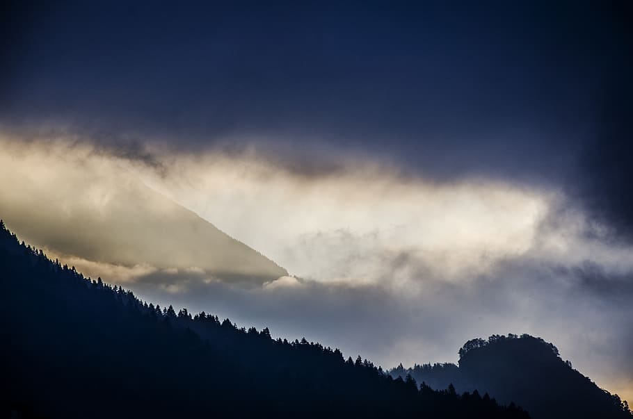 cloud - sky, scenics - nature, beauty in nature, mountain, tree HD wallpaper