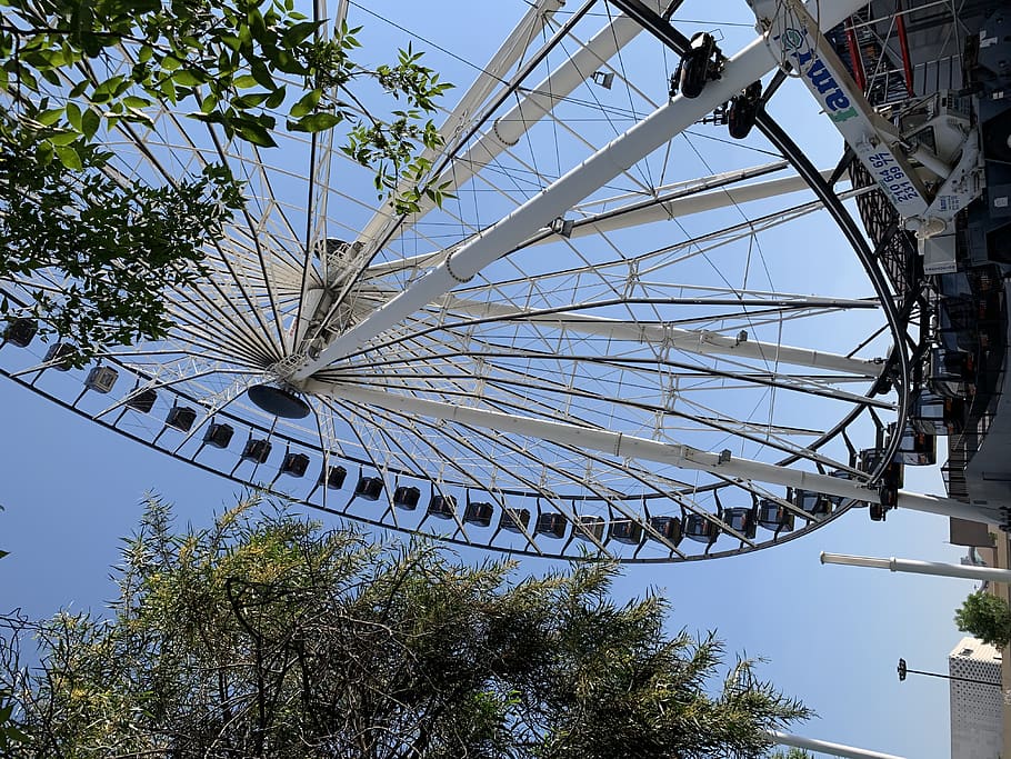 amusement park, ferris wheel, construction crane, utility pole, HD wallpaper