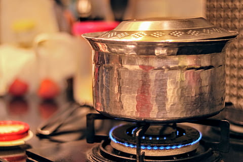 pot, boiling, meal, stew, dish, food, pottery, oven, appliance HD wallpaper
