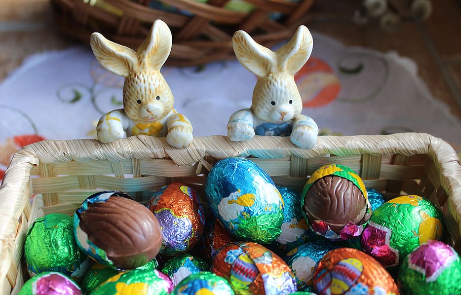 bunnies, shit, chocolate, sweets, easter traditions, decoration HD wallpaper