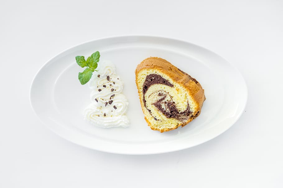 dessert on plate, food, food and drink, studio shot, freshness HD wallpaper