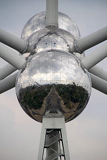 belgium, atomium, brussels, architecture, mirror, geometric HD wallpaper