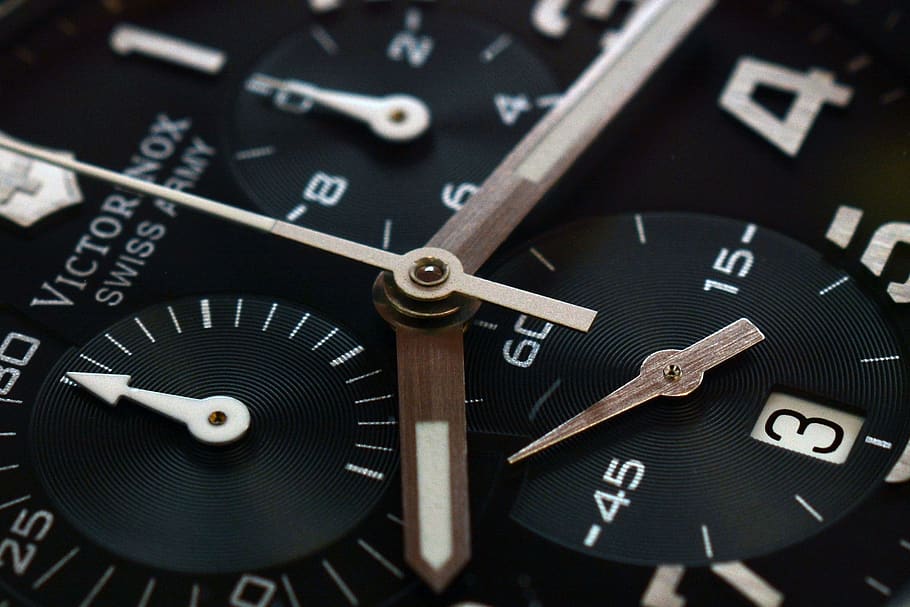 Close-up Photography of Victorinox Chronograph Watch, accuracy HD wallpaper