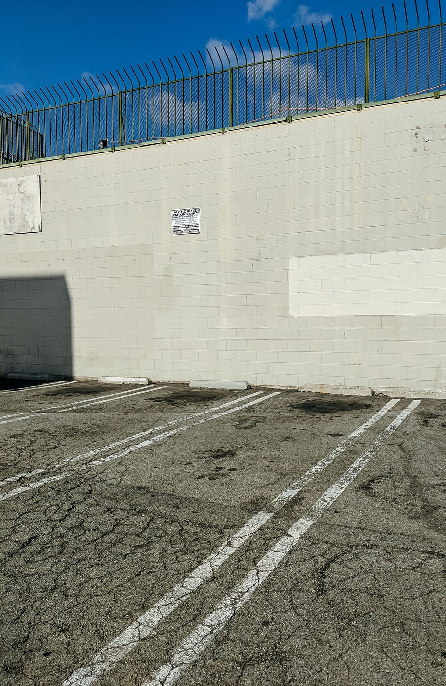 white concrete wall, brick, united states, los angeles, space HD wallpaper