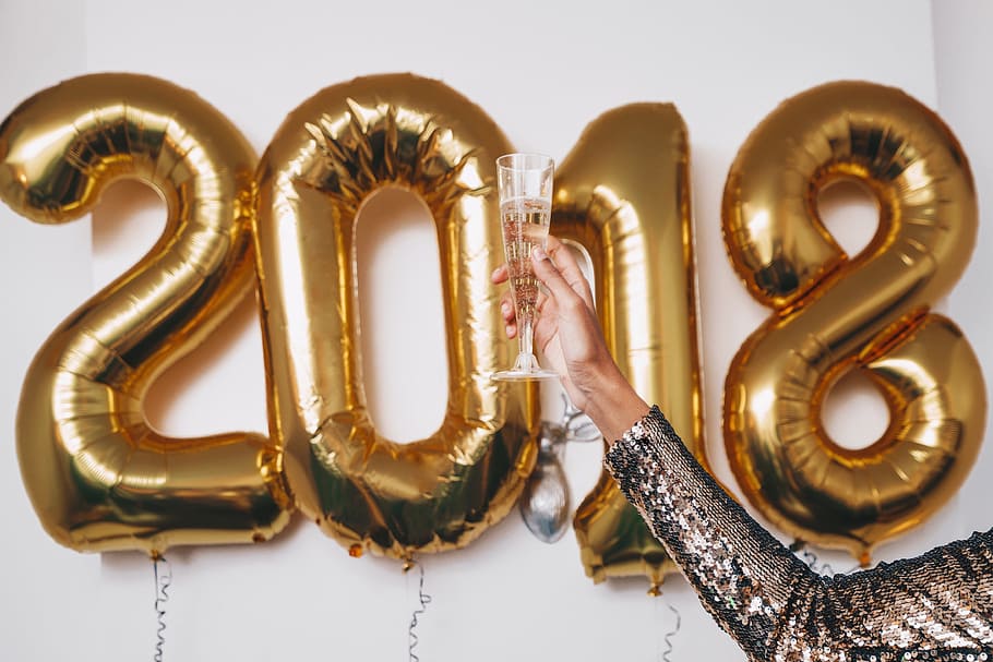 2018 Balloons And Champagne Photo, Holidays, New Years, gold colored HD wallpaper