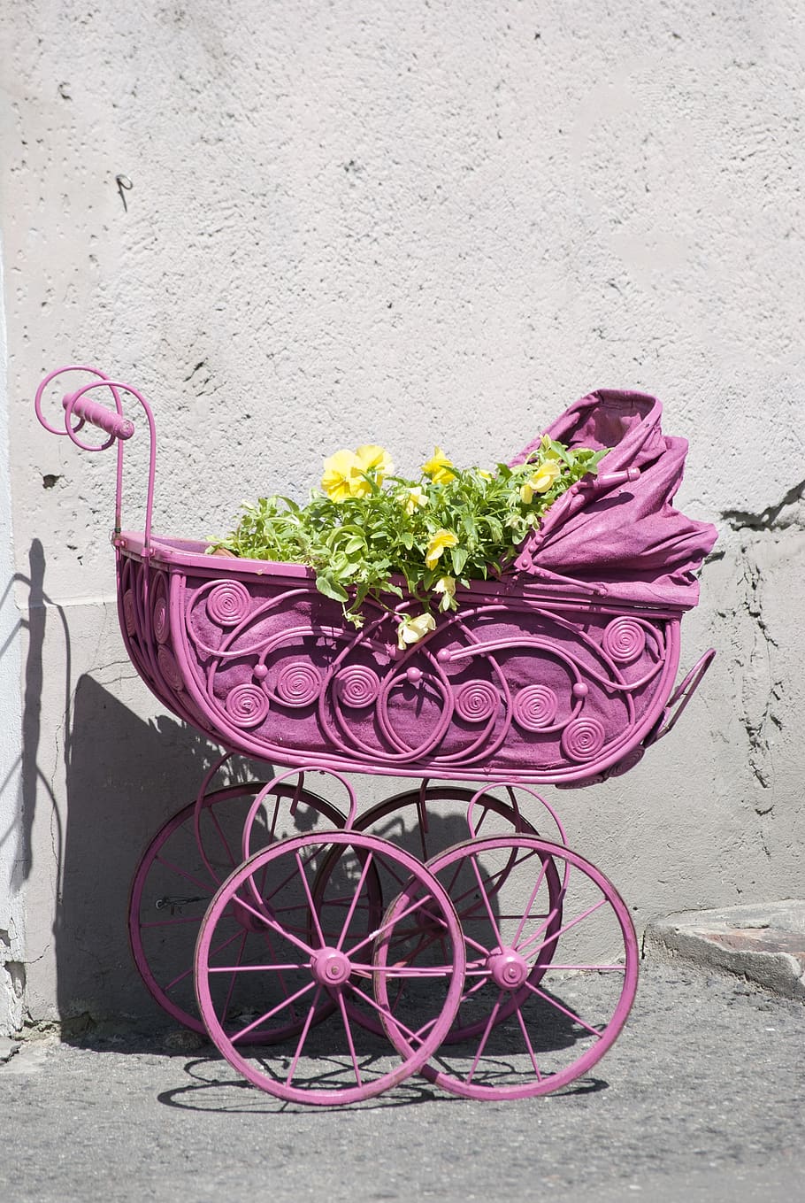 decoration, flowers, stroller, decorative, romantic, summer HD wallpaper