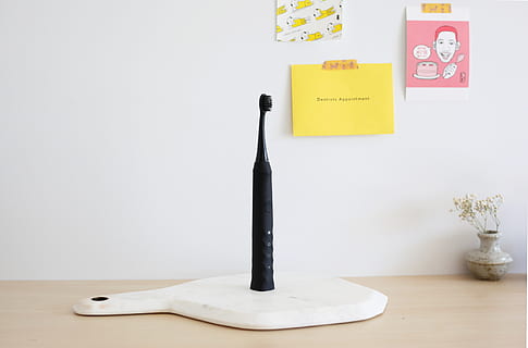 black electric toothbrush, appointment, dentist, clean, minimal HD wallpaper