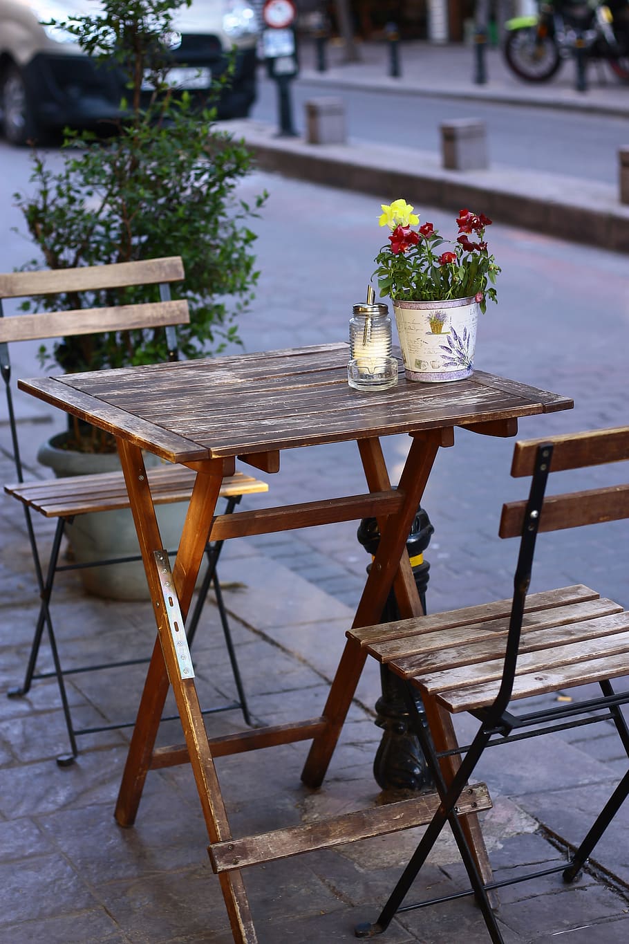 flower, table, restaurant, decoration, bouquet, plant, food HD wallpaper