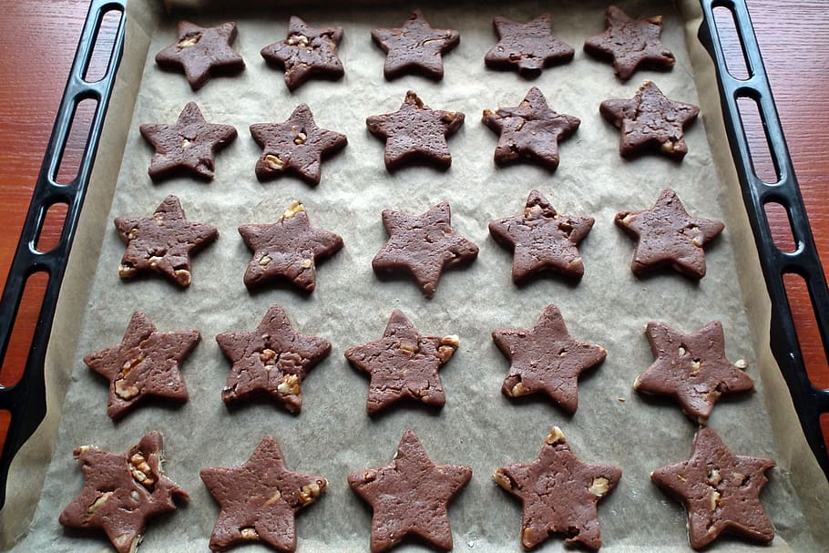 gingerbread, pastries, cake, nuts, christmas, steel sheet, stars HD wallpaper