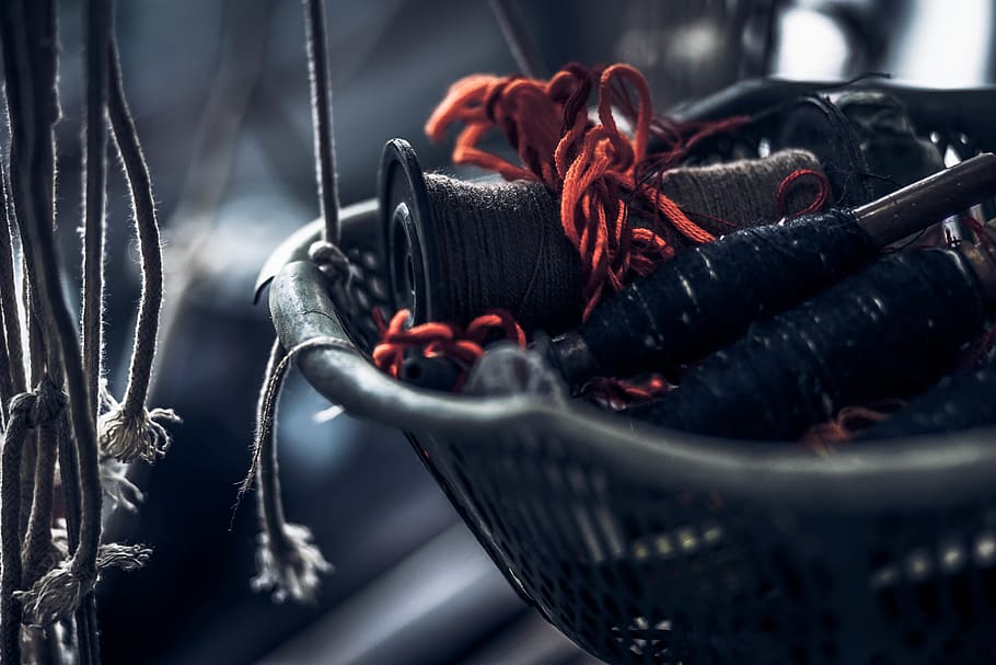 Macro Shot of Red Yarn, blur, close-up, craft, dark, focus, sewing HD wallpaper