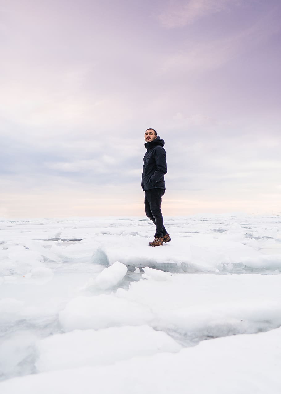 man standing on ince, ice, nature, outdoors, human, person, mountain HD wallpaper